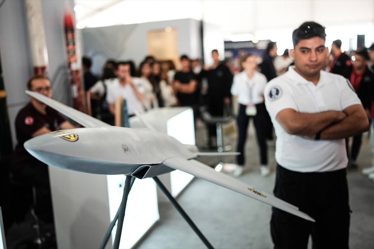 Makine ve Kimya Endüstrisi (MKE) AŞ Genel Müdürü İlhami Keleş, Sanayi ve Teknoloji Bakanlığı ile...