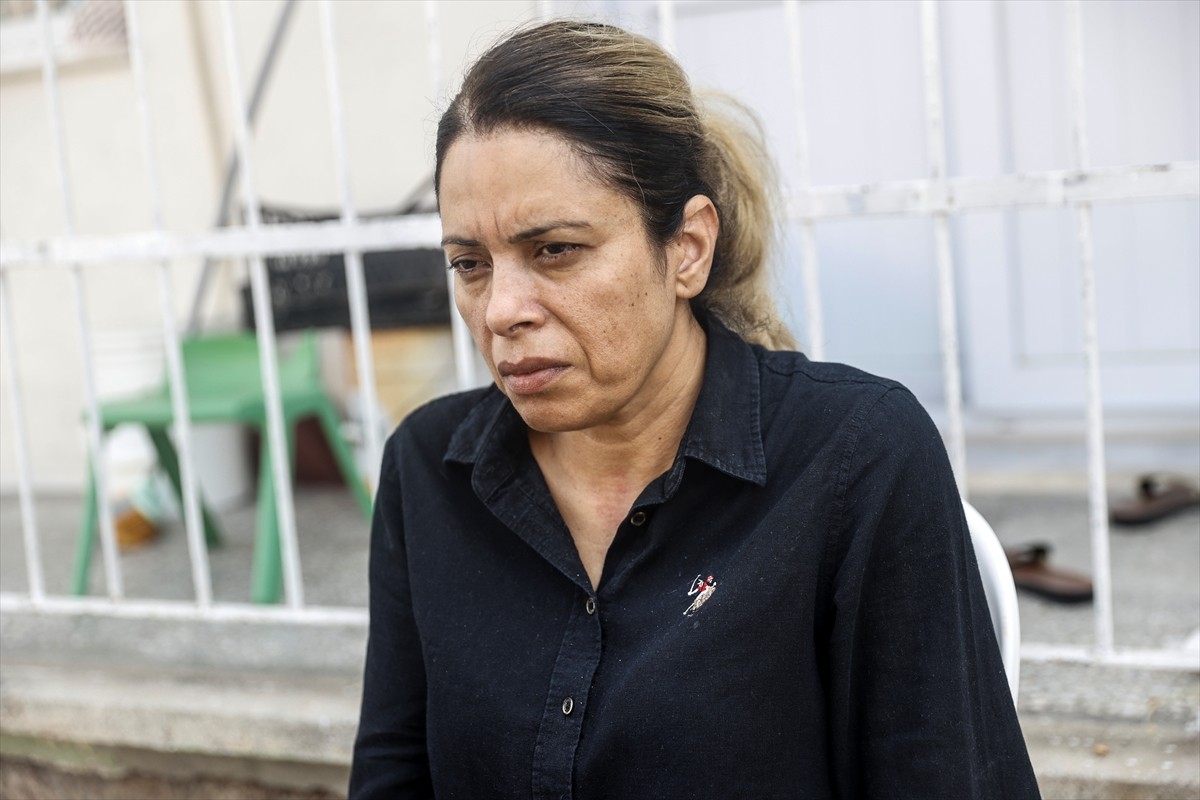 Mersin'de otomobilde tabancayla vurularak öldürülen Hiranur Nilgün Aygar'ın ailesi, 16 yaşındaki...