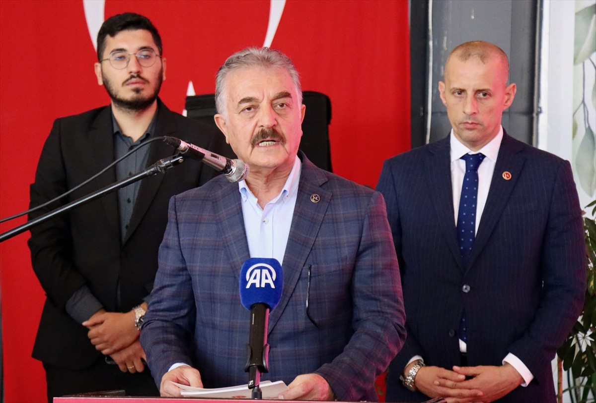 MHP Genel Sekreteri İsmet Büyükataman, Gemlik Sosyal Yaşam Merkezi'nde MHP Gemlik İlçe Başkanlığı...