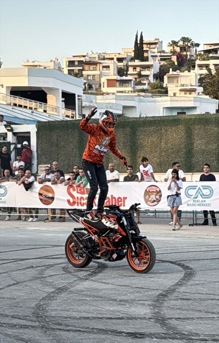 Muğla'nın Bodrum ilçesinde bu yıl ikincisi düzenlenen Uluslararası Bodrum Motofest, binlerce...