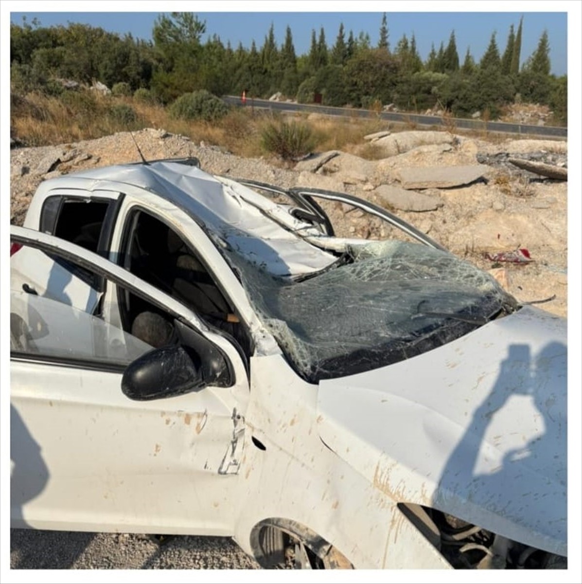 Muğla'nın Menteşe ilçesinde takla atan otomobilin sürücüsü hayatını kaybetti.