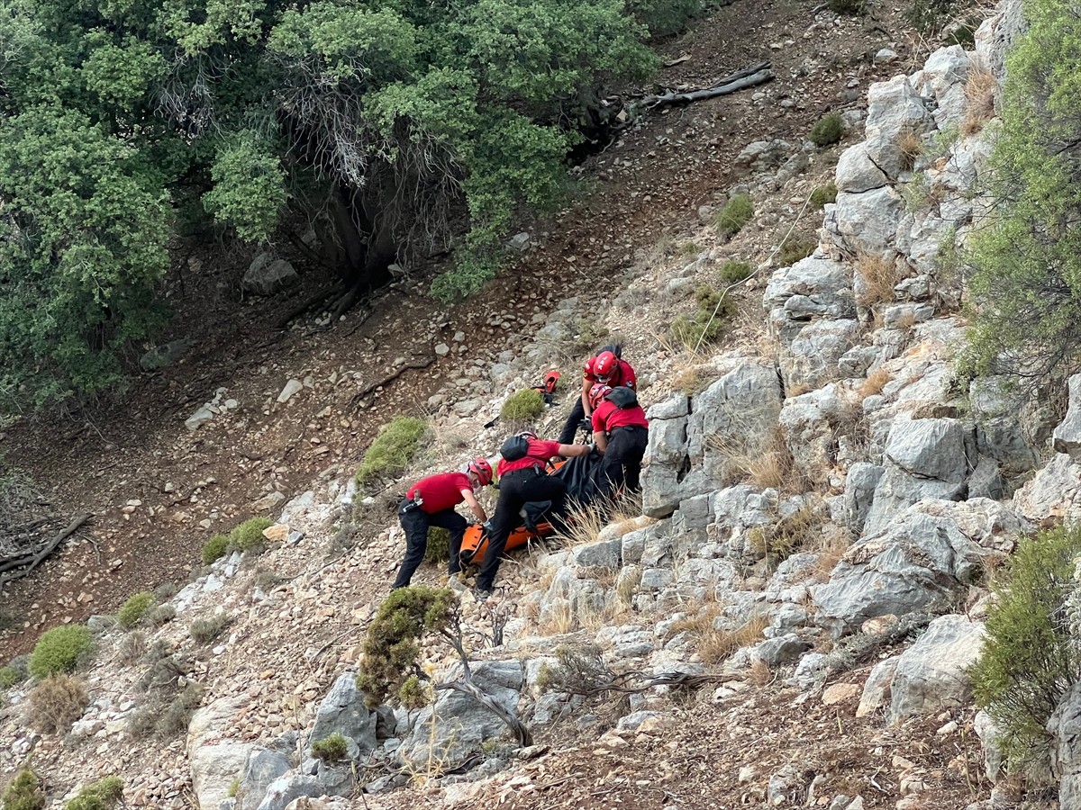 Muğla'nın Seydikemer ilçesindeki tarihi Likya Yolu'nda Avustralyalı turist ölü bulundu. Bölgeye...