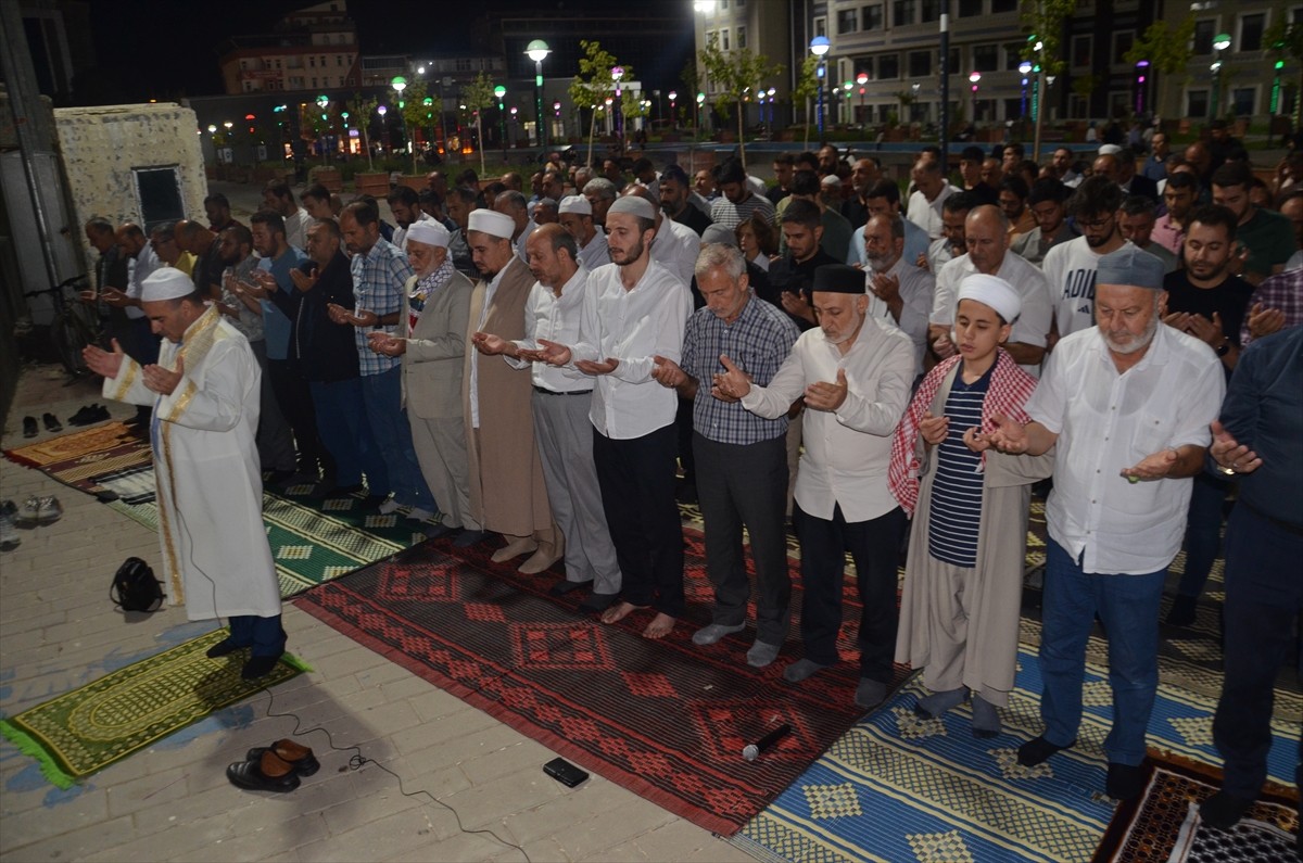 Muş'ta Filistin'e ve Küresel Sumud Filosu'na destek için basın açıklaması yapıldı. Mescid-i Aksa...