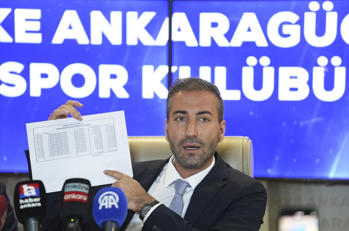  Nesine 2. Lig'de mücadele eden MKE Ankaragücü'nün başkanı Gazi Ercüment Tekin, Beştepe...