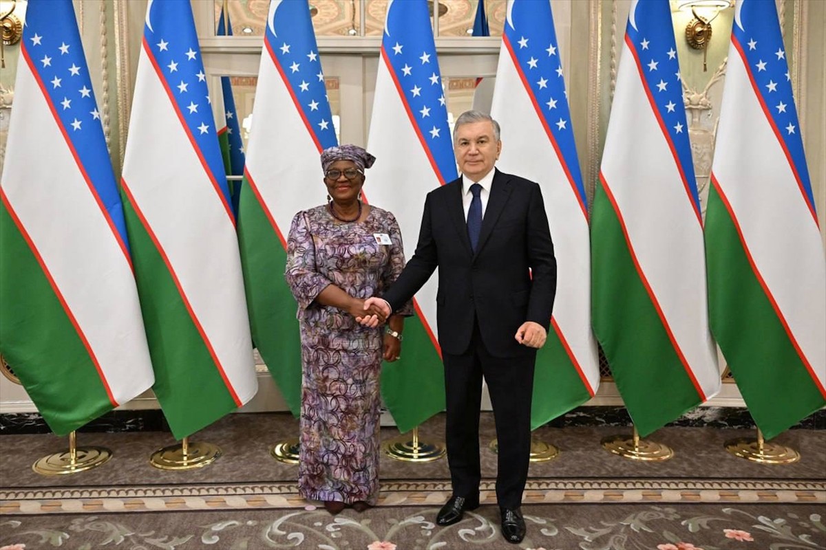 Özbekistan Cumhurbaşkanı Şevket Mirziyoyev (sağda), Birleşmiş Milletler (BM) Genel Kurulu’na...