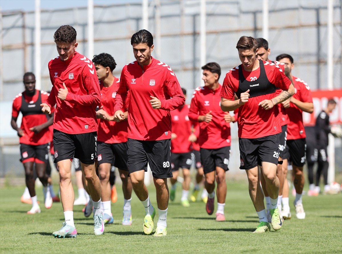 Özbelsan Sivasspor, Ziraat Türkiye Kupası 2. eleme turunda sahasında Şiran Yıldız SK ile yapacağı...