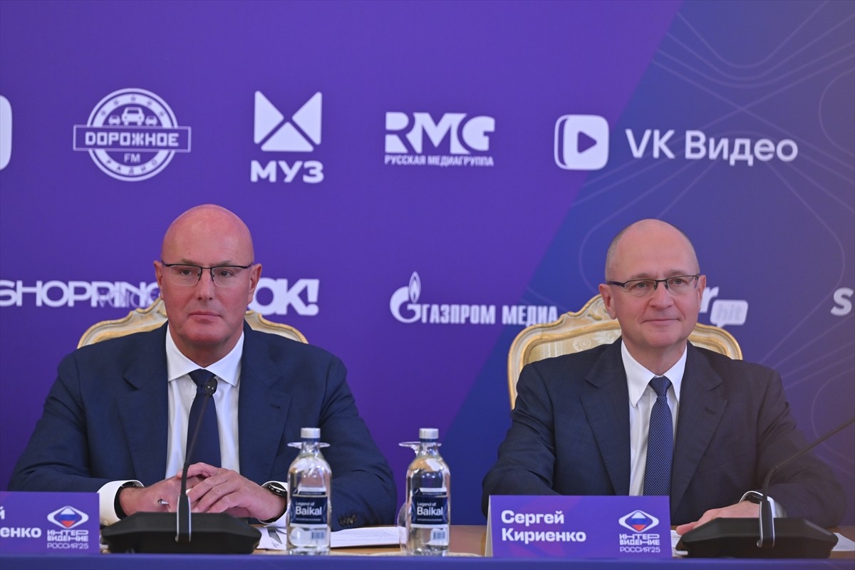 Rusya'nın başkenti Moskova'da 20 Ekim'de "Eurovision" şarkı yarışmasına alternatif olarak...