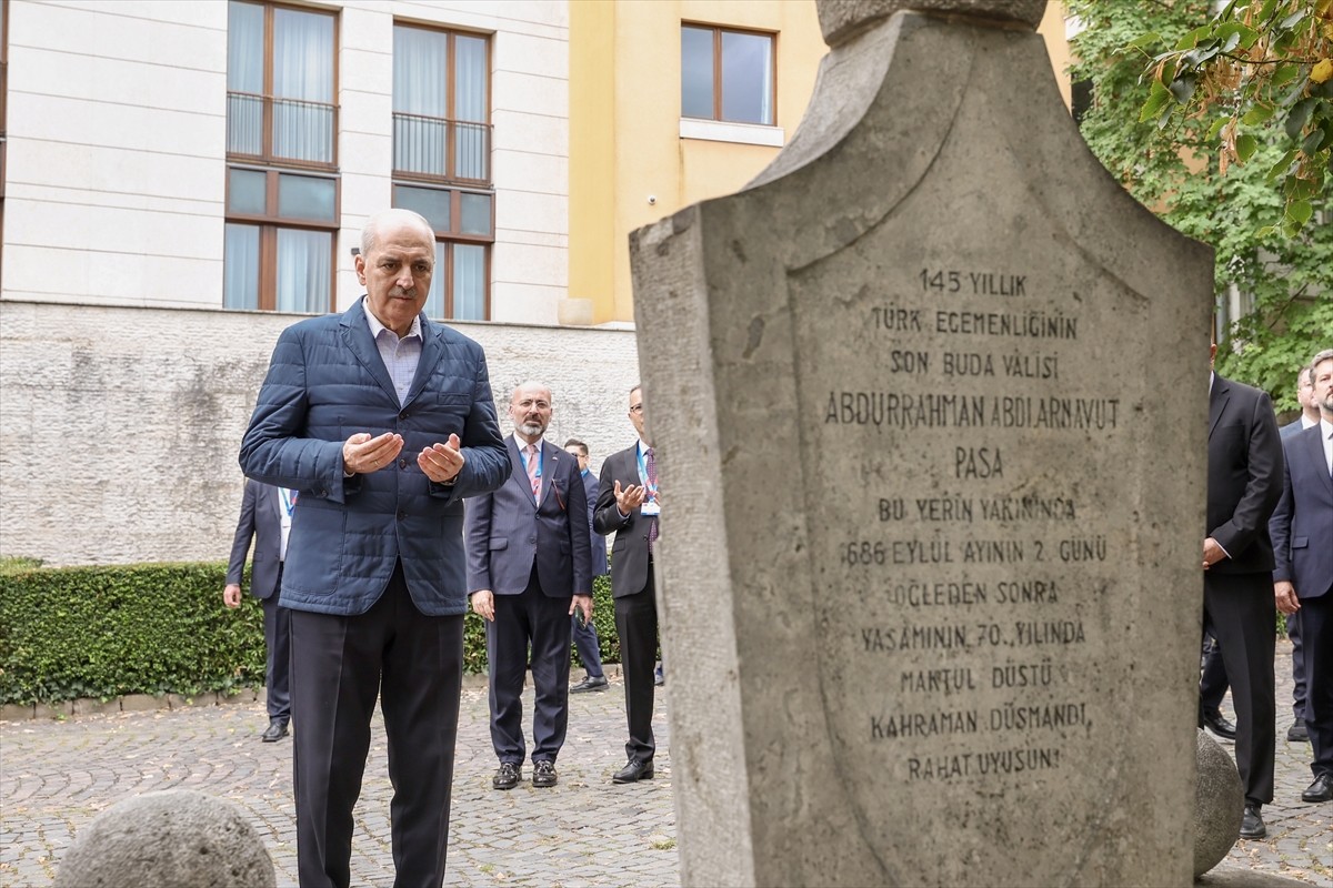 TBMM Başkanı Numan Kurtulmuş, Macaristan''da, Buda Kalesi'ndeki Osmanlı'nın son Budin Beylerbeyi...
