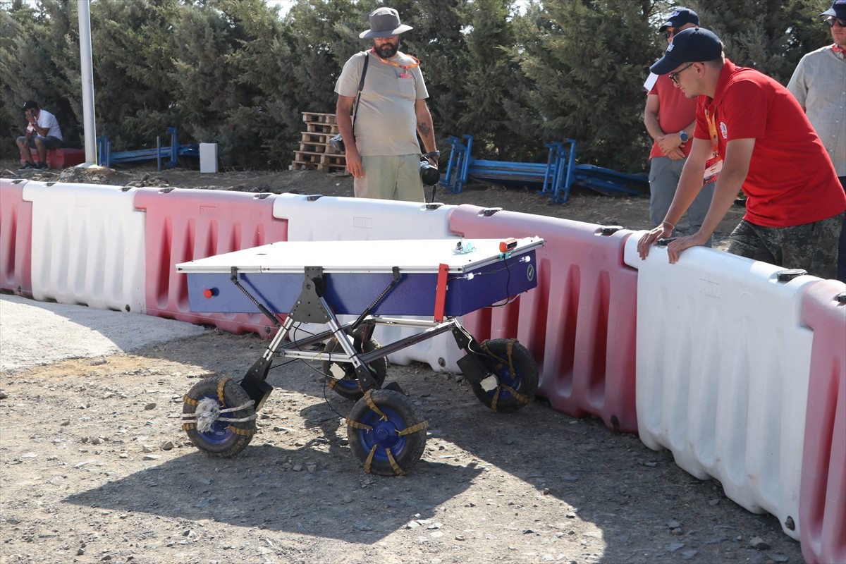 TEKNOFEST İnsansız Kara Aracı (İKA) Yarışması Tekirdağ'da başladı. Tekirdağ Namık Kemal...