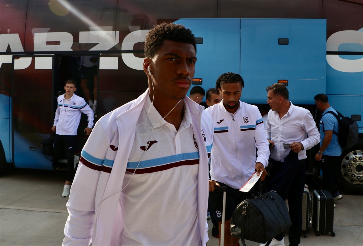 Trabzonspor, Trendyol Süper Lig'in 7. haftasında yarın deplasmanda Mısırlı.com.tr Fatih Karagümrük...