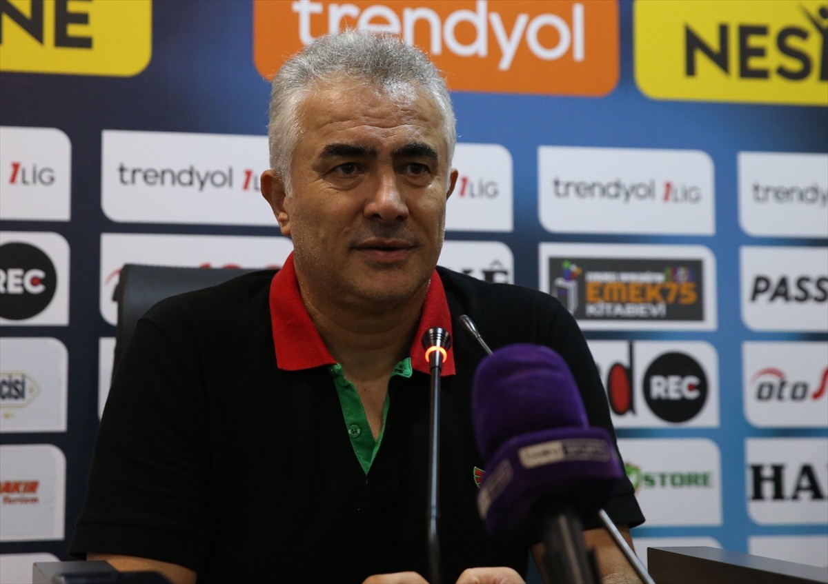 Trendyol 1. Lig'in 5. haftasında Amed Sportif Faaliyetler ile Atko Grup Pendikspor, Diyarbakır...