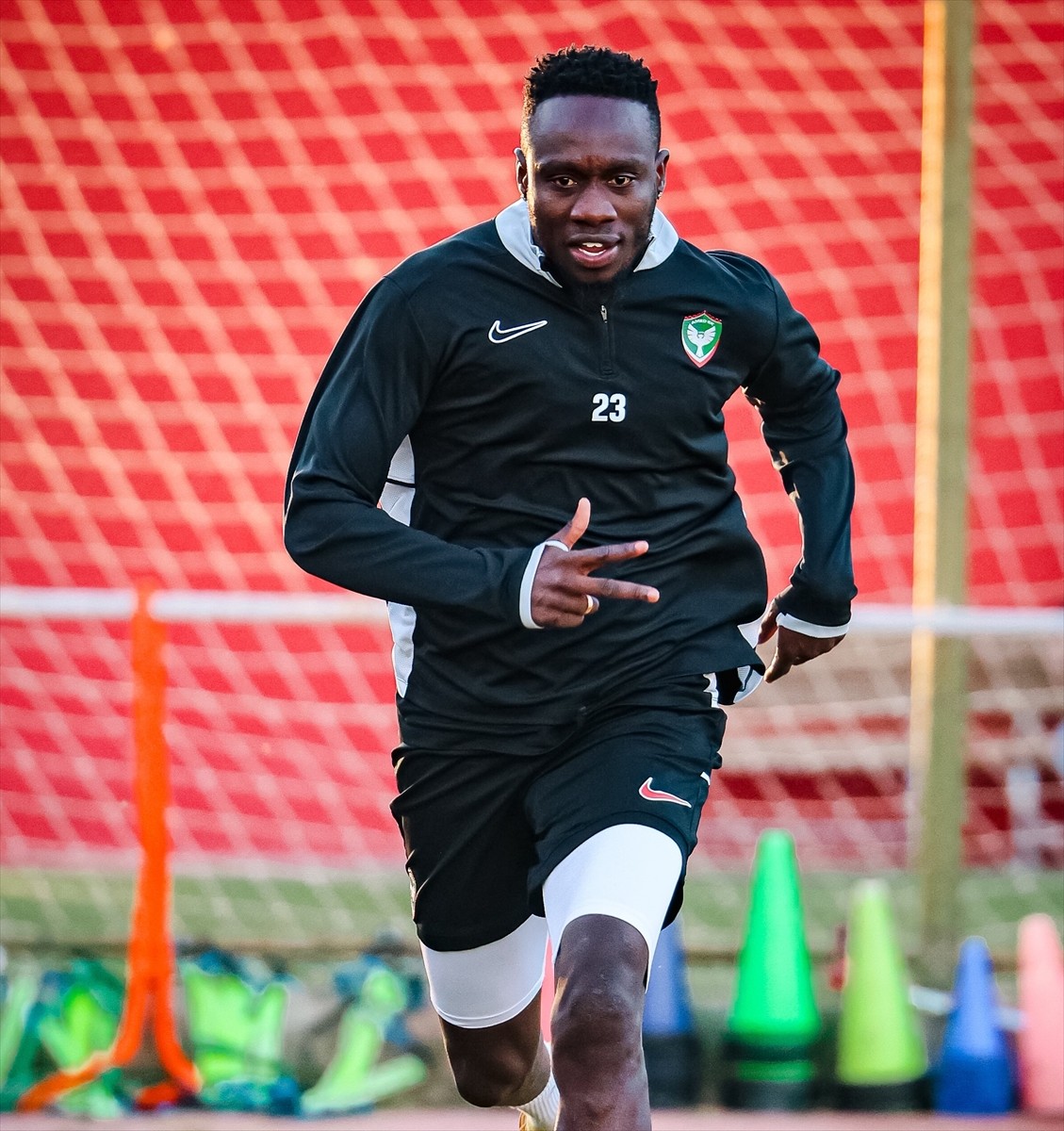 Trendyol 1. Lig'in 6. haftasında yarın deplasmanda Sakaryaspor ile karşılaşacak Amed Sportif...