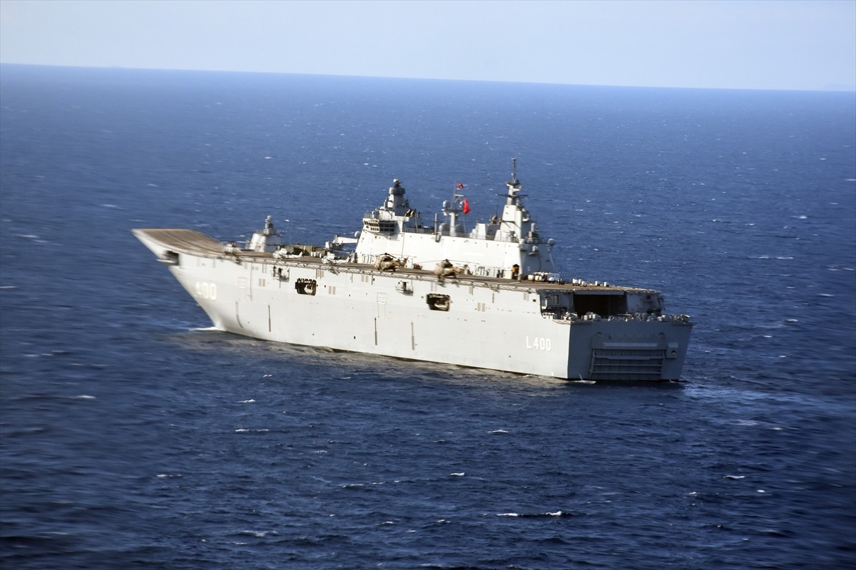 Türk Deniz Kuvvetleri'nin önemli bir güç çarpanı olan Anadolu Görev Grubu, İtalya'nın...