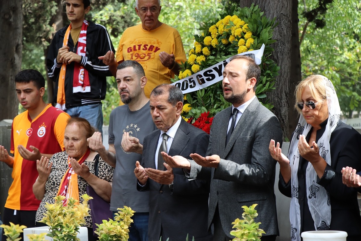 Türk futbolunun ve Galatasaray'ın unutulmaz efsanesi "Taçsız Kral" lakaplı Metin Oktay, vefatının...