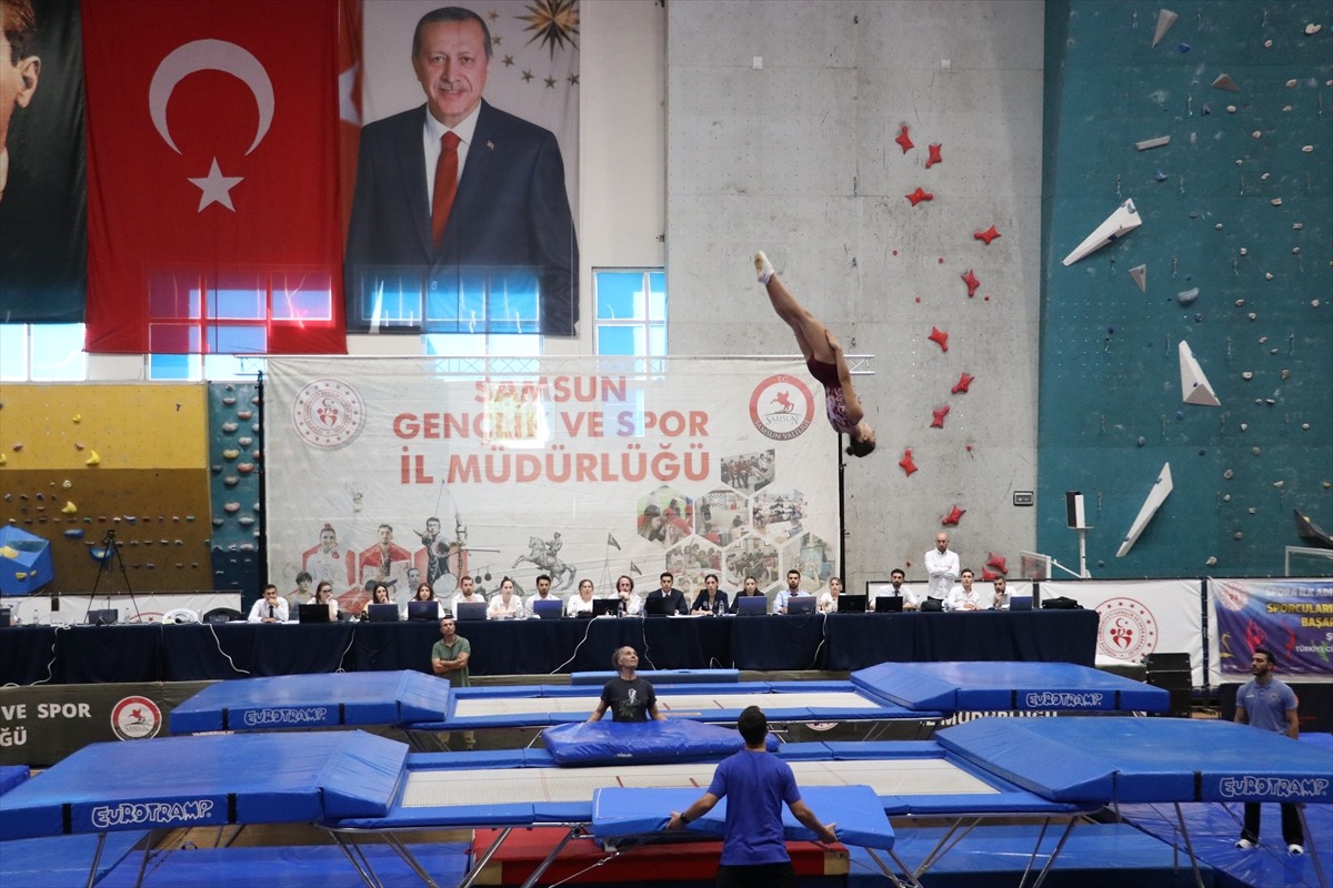 Türkiye Cimnastik Federasyonu tarafından Samsun'da düzenlenen Trampolin Cimnastik Kulüpler Arası...