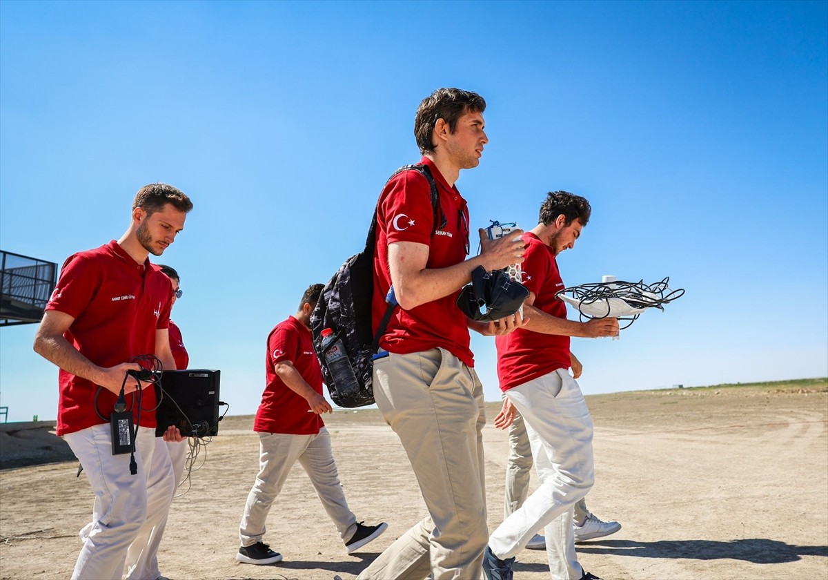 TÜRKSAT AŞ ile Türkiye Teknoloji Takımı Vakfı işbirliğiyle düzenlenen, Türkiye'nin uydu ve uzay...