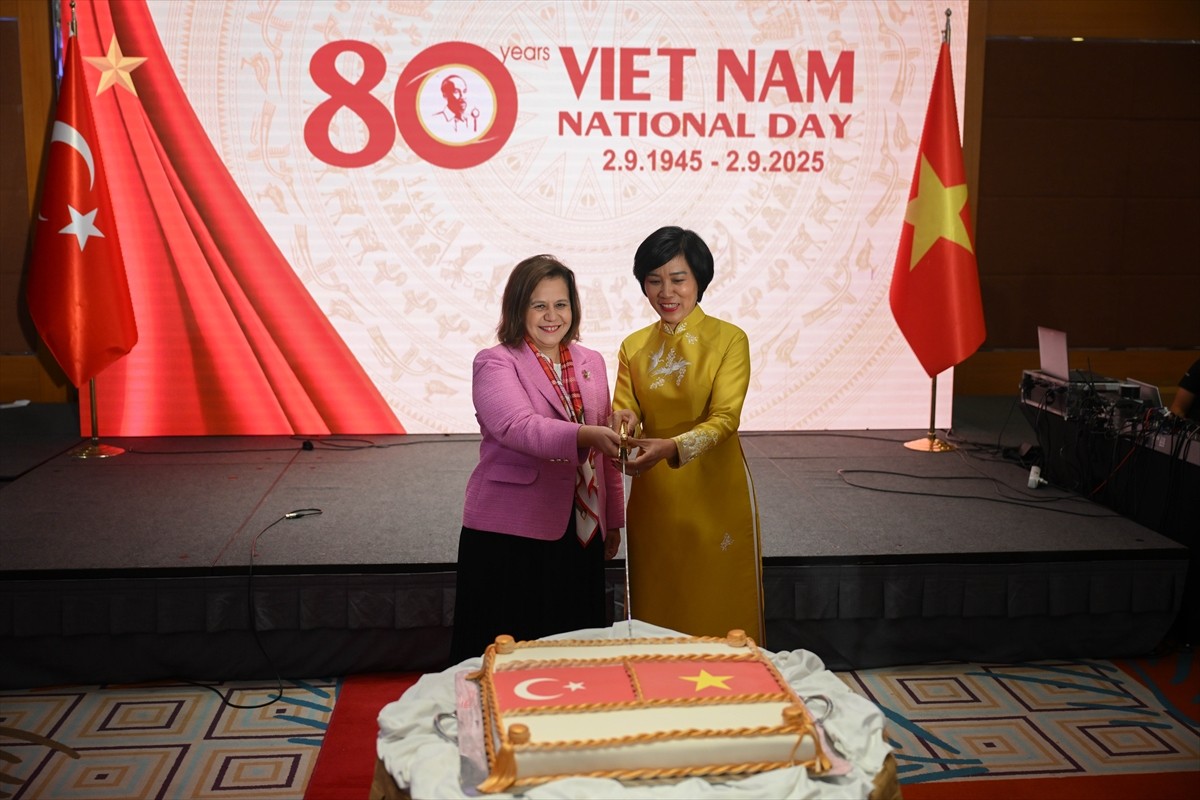 Vietnam'ın Ankara Büyükelçiliği, ülkenin milli günü vesilesiyle Ankara'da resepsiyon düzenledi....