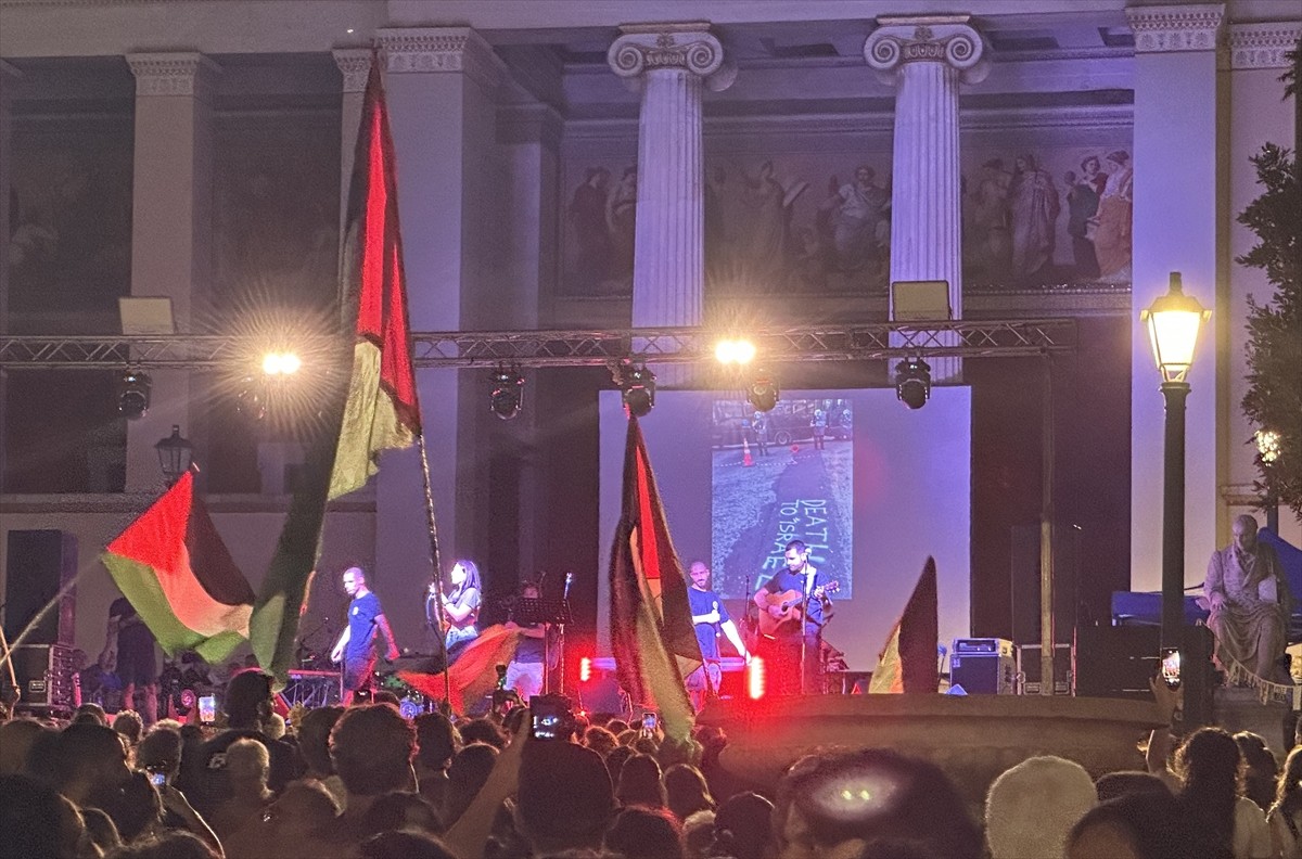 Yunanistan'ın başkenti Atina'da, İsrail'in ablukasını kırmak için İspanya'dan Gazze'ye doğru yola...