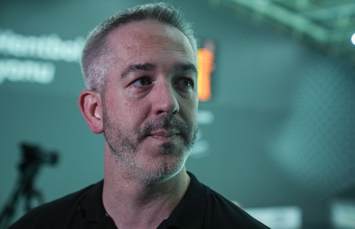 A Milli Kadın Hentbol Takımı Başantrenörü David Ginesta Montes, geleceğin milli sporcularını...