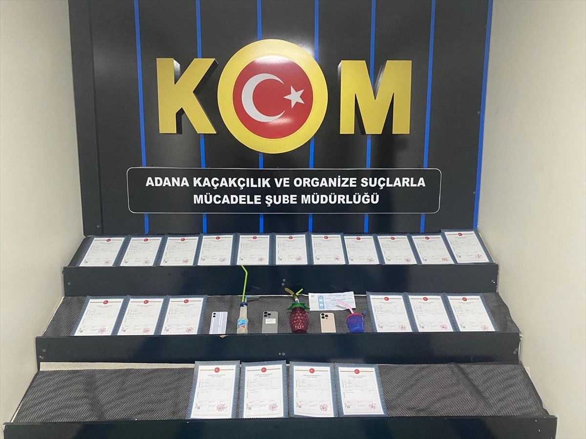 Adana'da 7 kişiyi dolandırdıkları iddiasıyla gözaltına alınan 3 zanlı tutuklandı. Adresler ve bir...