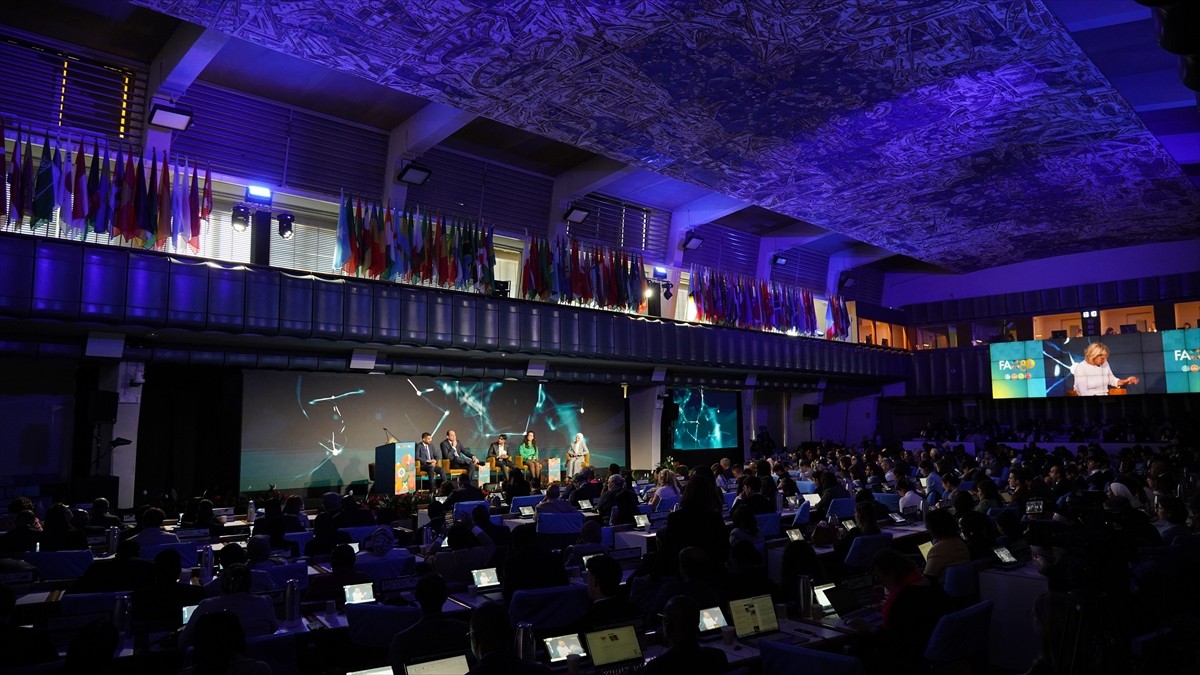 Aile ve Sosyal Hizmetler Bakanı Mahinur Özdemir Göktaş, merkezi Roma'da bulunan Birleşmiş...