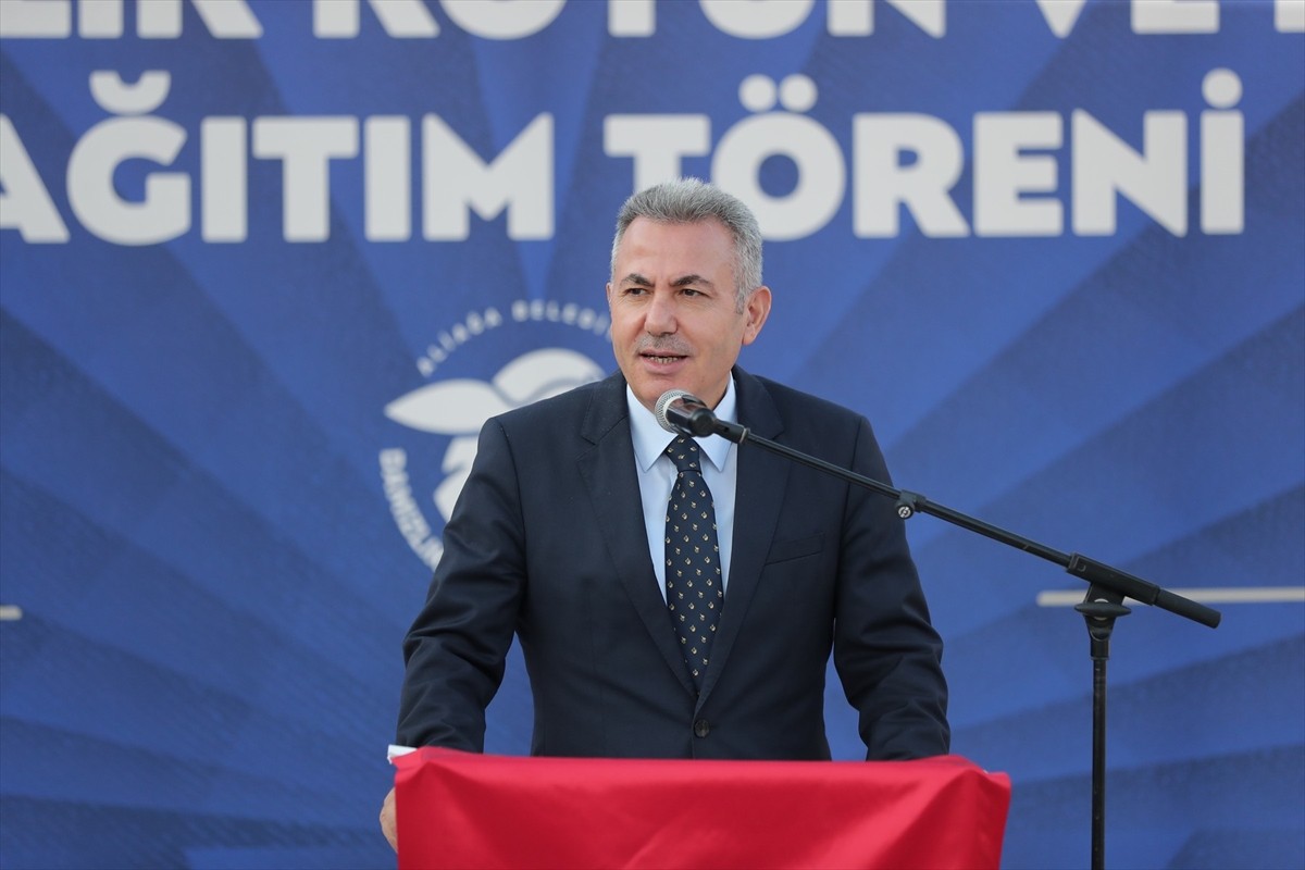 Aliağa Belediyesi ile İzmir İl Tarım ve Orman Müdürlüğü işbirliğinde hayata geçirilen Aliağa...