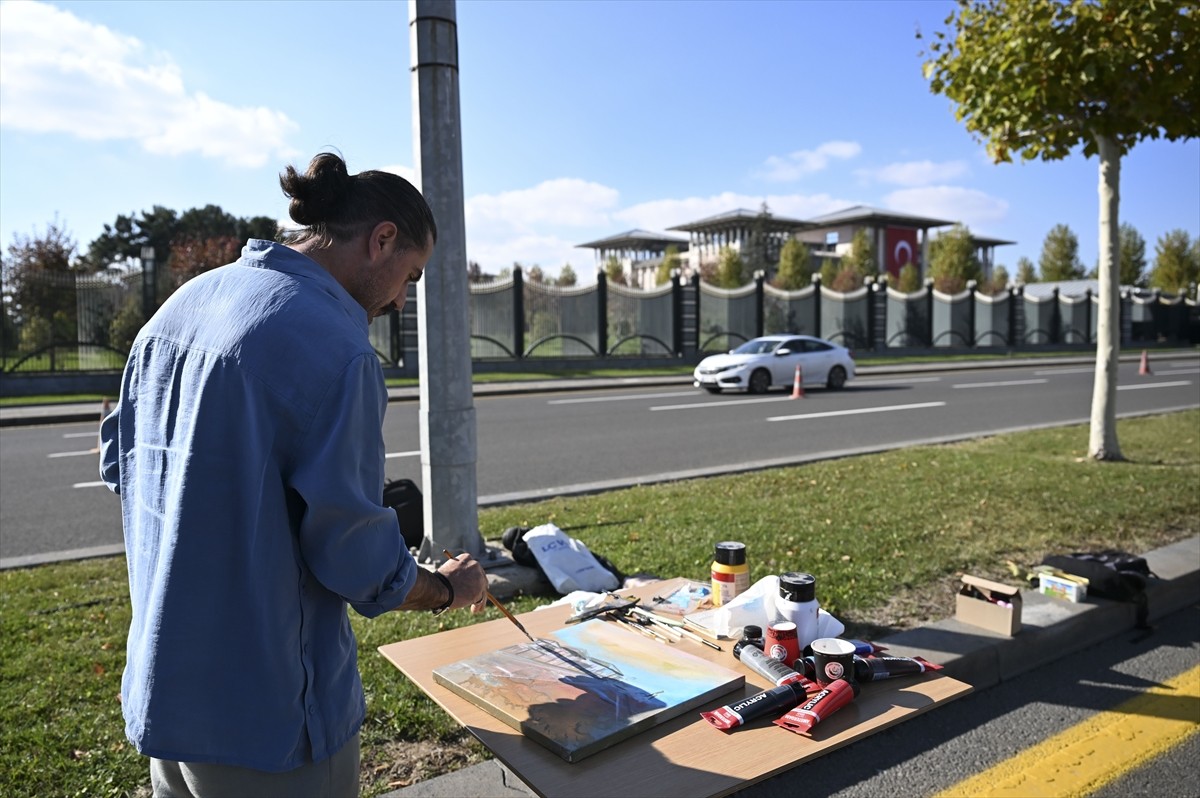 Başkentte ressamlar, 29 Ekim Cumhuriyet Bayramı kutlamaları kapsamında, Cumhurbaşkanlığı Külliyesi...