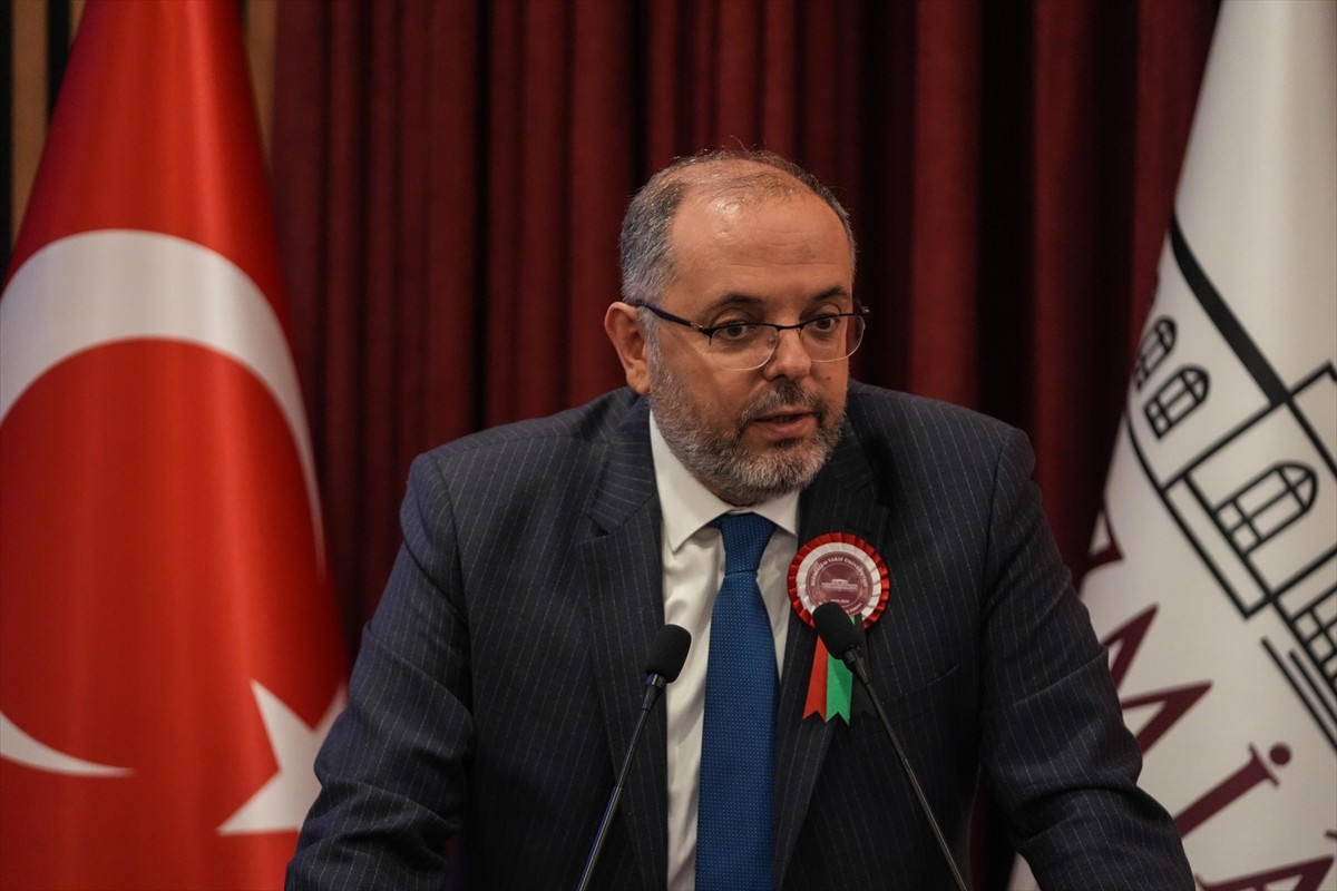 Bezmialem Vakıf Üniversitesinin 2025-2026 akademik yılı üniversitesinin rektörlük binasında...