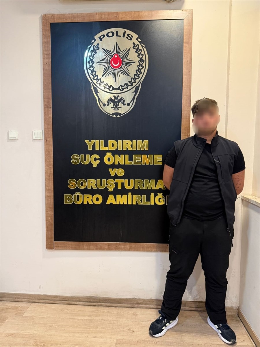 Bursa'da 80 yıl kesinleşmiş hapis cezası bulunan firari hükümlü ormanlık alanda yakalandı.