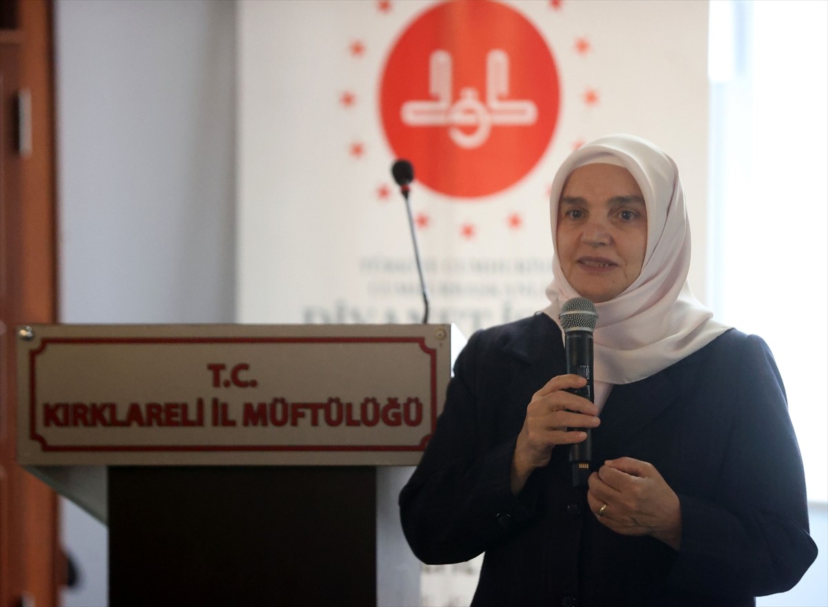 Diyanet İşleri Başkanlığınca Kırklareli'nde "Kur'an Kursları Arası Hafızlık Yarışması Türkiye...