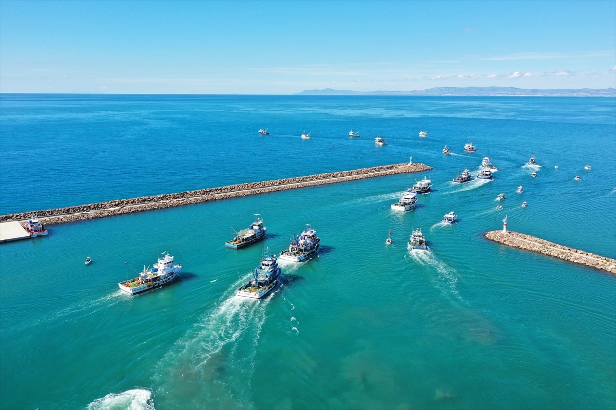  Edirne'nin Enez ilçesinde, İsrail ablukasını kırmak, Gazze'ye insani yardım ulaştırmak amacıyla...
