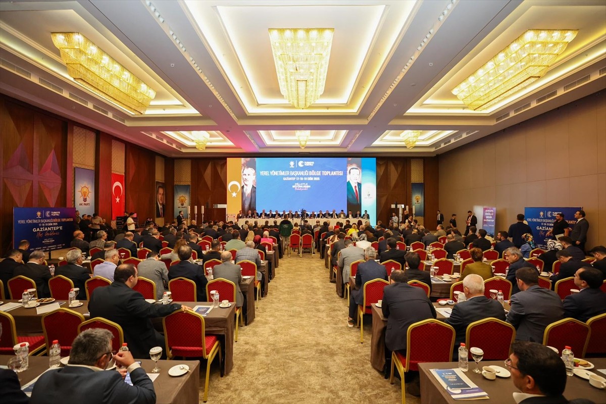 Gaziantep'te düzenlenen AK Parti Yerel Yönetimler Bölge Toplantısı sona erdi.