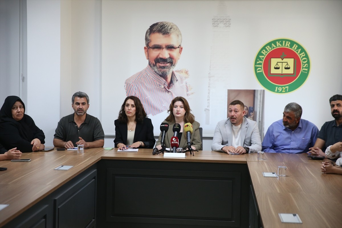 Geçen yıl 27 Eylül'de kaybolan ve 15 Ekim'de Van Gölü kıyısında cesedi bulunan üniversite...