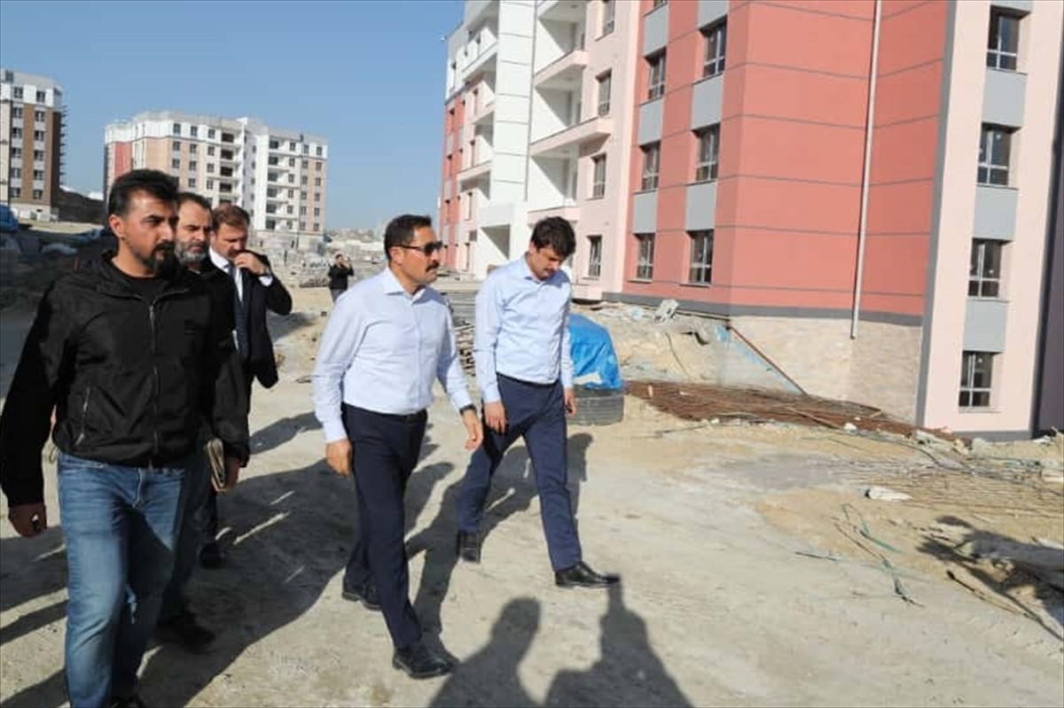 Hatay'ın Antakya ilçesinde 6 Şubat 2023'teki depremlerin ardından yapımına başlanan 2 bin 30 afet...