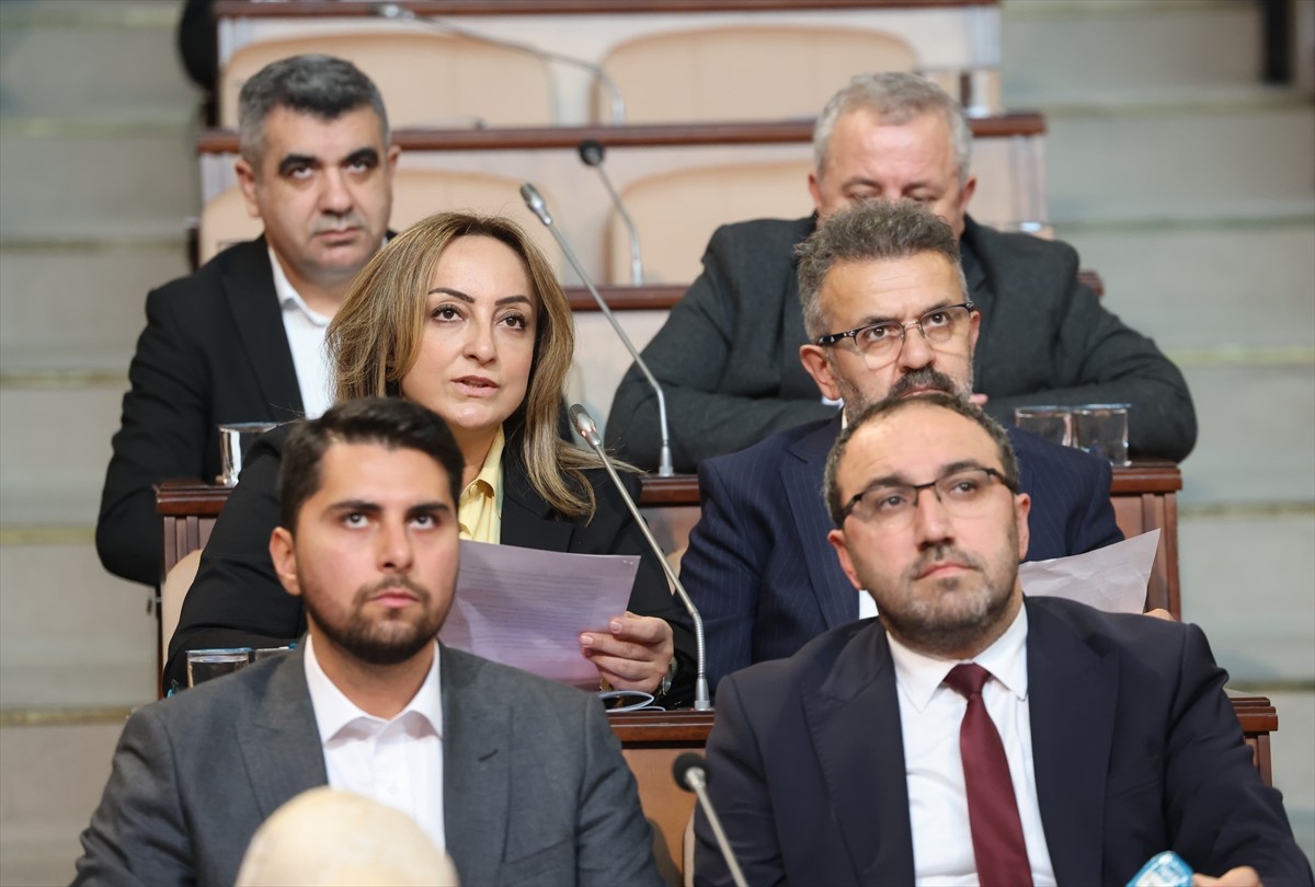 İBB Meclisi ekim ayı toplantılarının ikinci oturumu, Meclis 2. Başkanvekili Gökhan Gümüşdağ...