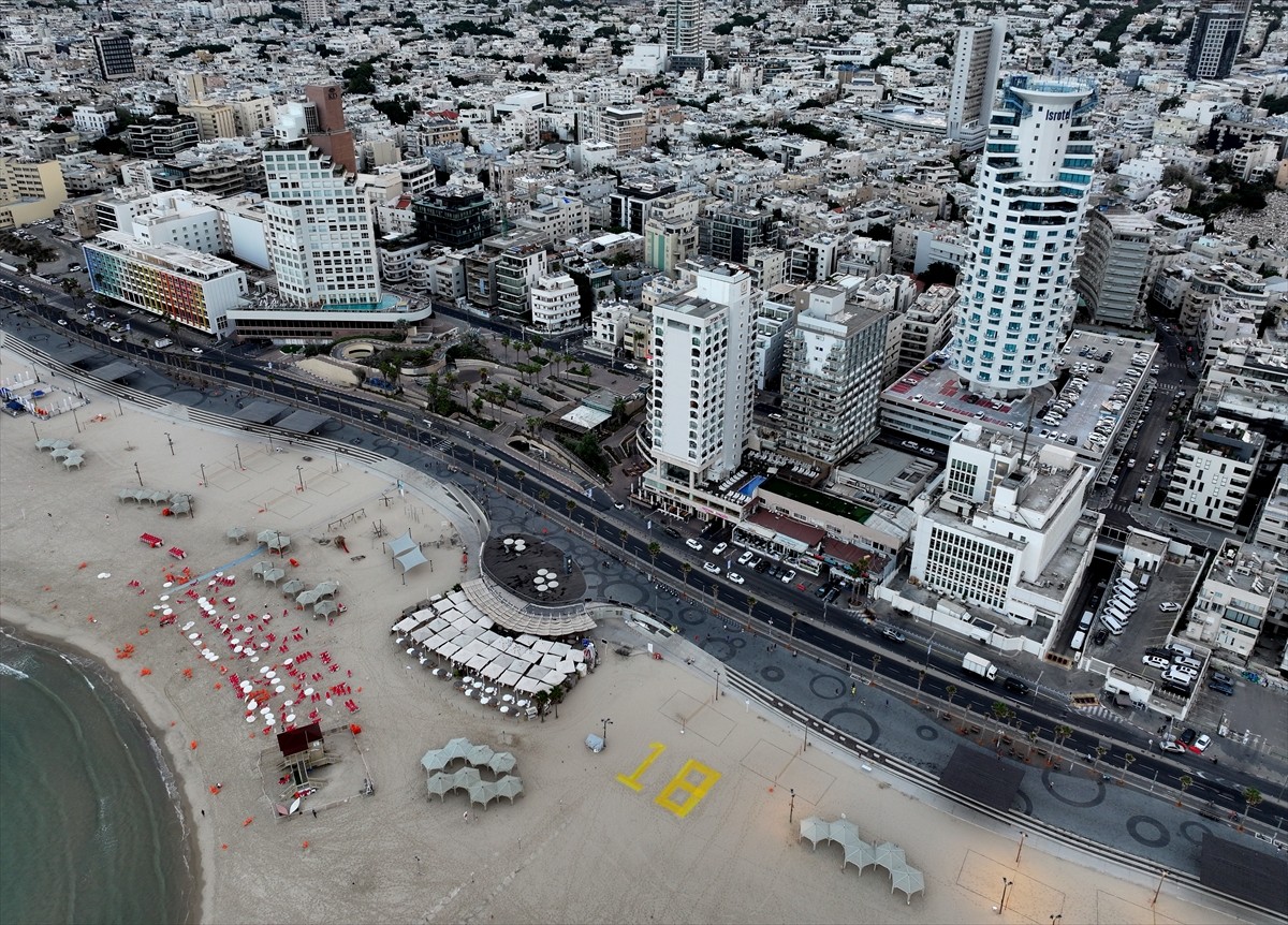 İsrail Başbakanlık Ofisi, Gazze’deki ateşkes ve esir takası kapsamında Hamas’ın İsrail’e teslim...