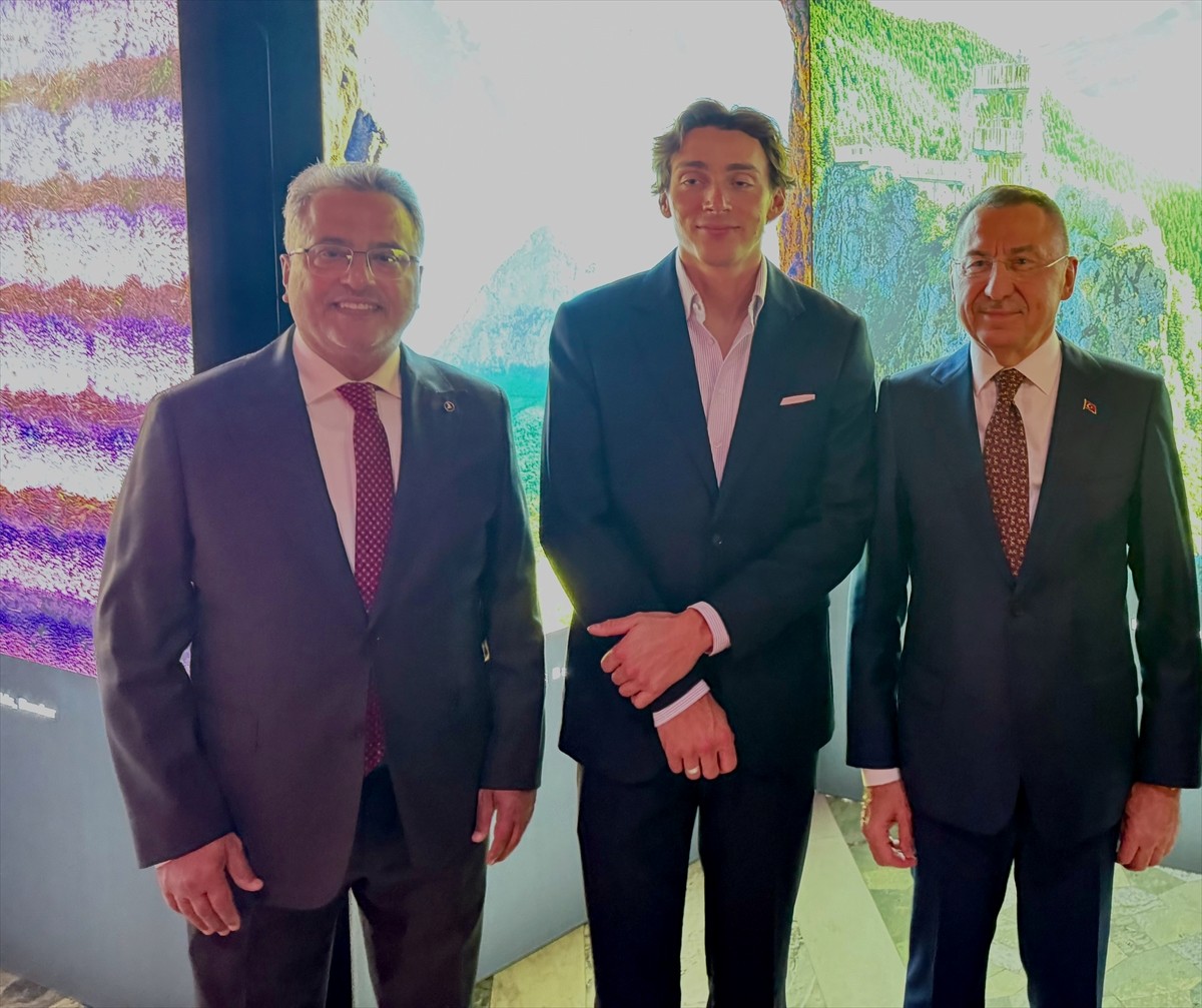  İsveç'in başkenti Stockholm'de, Türk Hava Yolları'nın (THY) Türkiye'nin kültürel ve turistik...