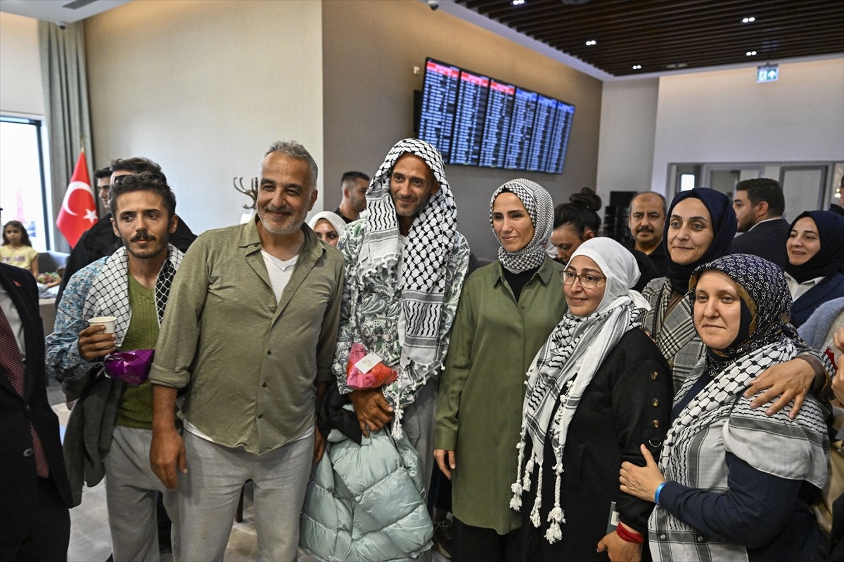 Kadın ve Demokrasi Vakfı (KADEM) Mütevelli Heyet Başkanı Sümeyye Erdoğan Bayraktar, İsrail...