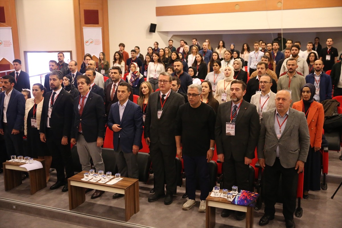 Kastamonu'da, Pediatri Uzmanlık Akademisi Derneği (PUADER) ile Kastamonu Üniversitesi iş...