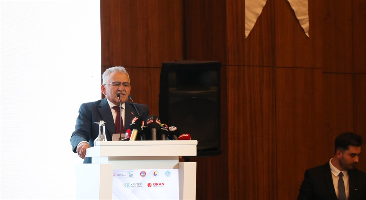 Kayseri'de sektör temsilcilerinin katılımıyla 2. Geleneksel Et ve Ürünleri Çalıştayı...