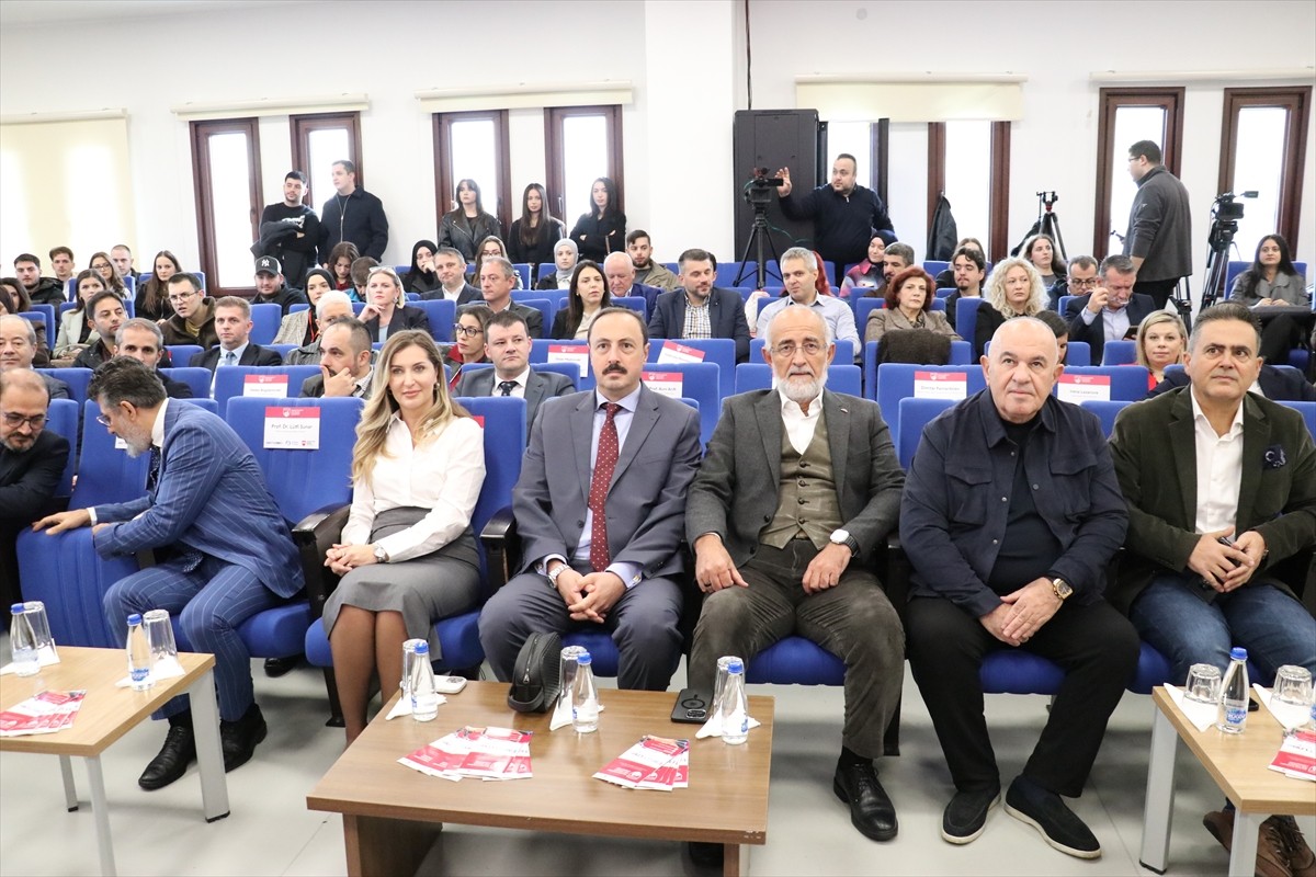 Kuzey Makedonya'nın başkenti Üsküp'te faaliyet gösteren Uluslararası Balkan Üniversitesinde (IBU)...