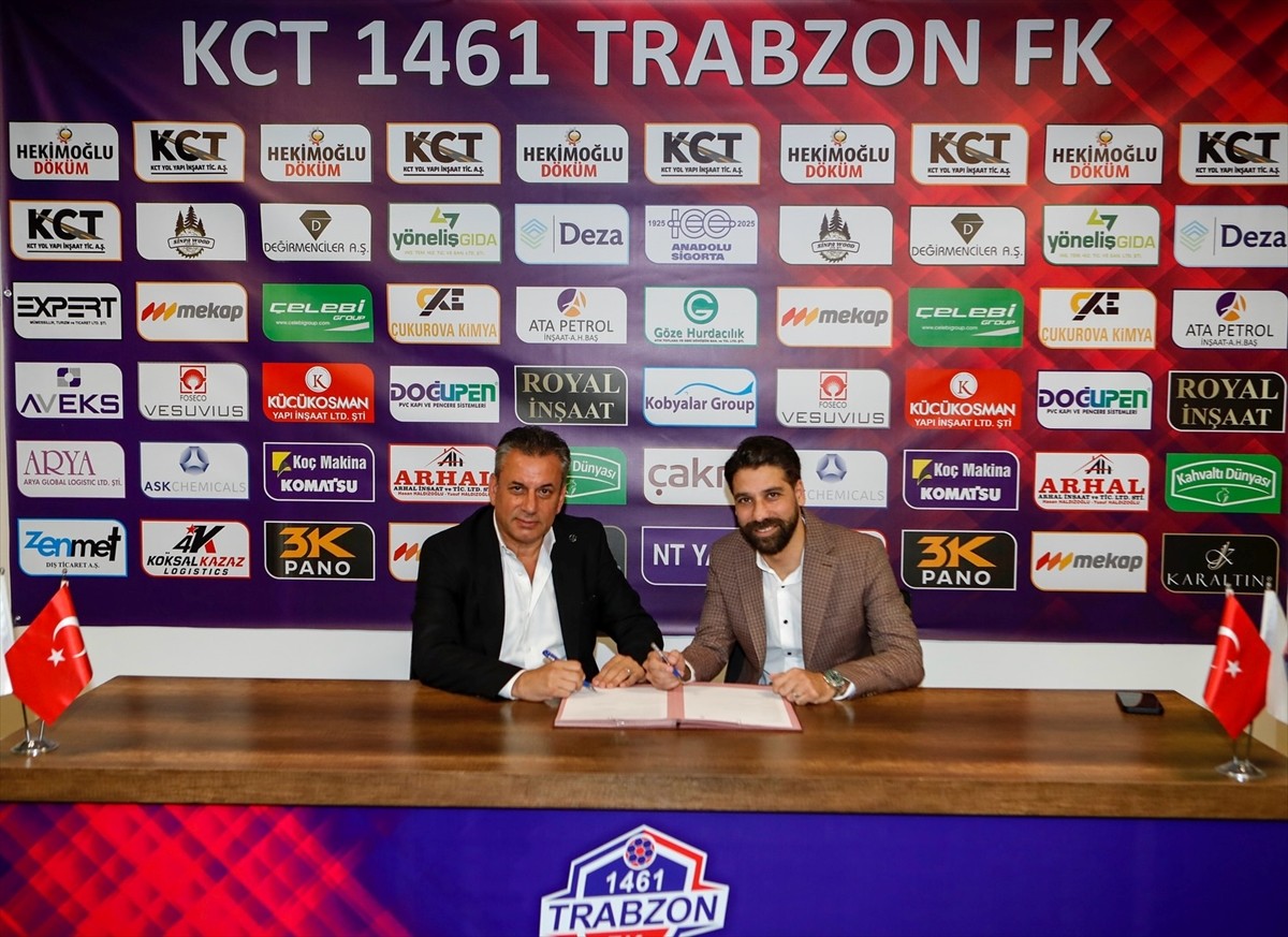 Nesine 2. Lig ekiplerinden KCT 1461 Trabzon FK'de teknik direktörlük görevine getirilen Olcay...