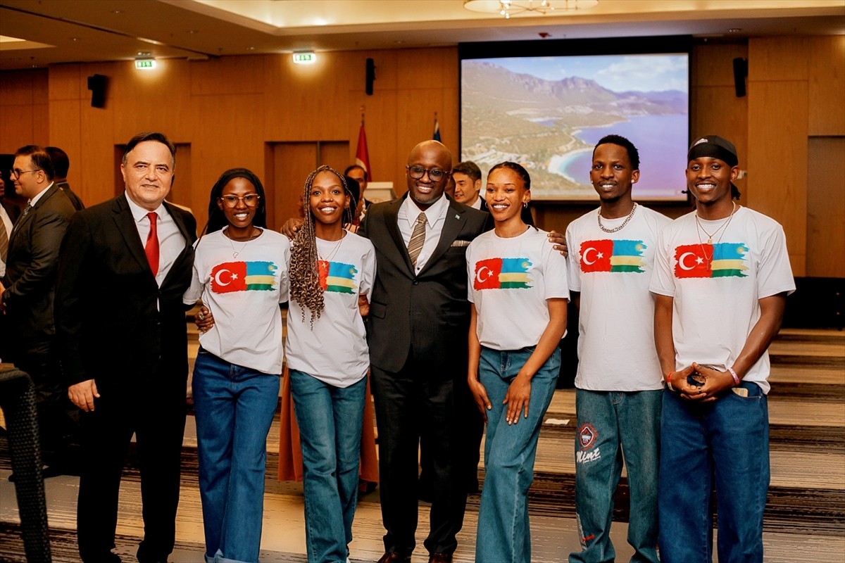 Ruanda'nın başkenti Kigali'de, Türkiye Cumhuriyeti'nin kuruluşunun 102. yıl dönümü dolayısıyla...