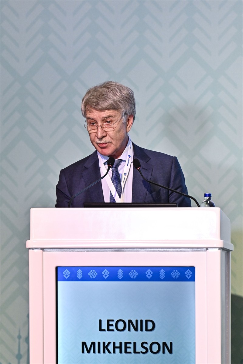 Rusya’nın en büyük özel doğal gaz şirketi Novatek’in Başkanı Leonid Mihelson, Çırağan Sarayı'nda...