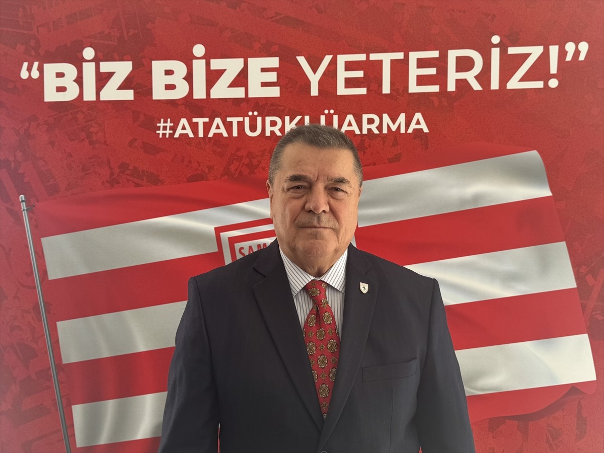 Samsunspor Kulüp Başkan Vekili Veysel Bilen, Nuri Asan Tesisleri'nde düzenlediği basın...