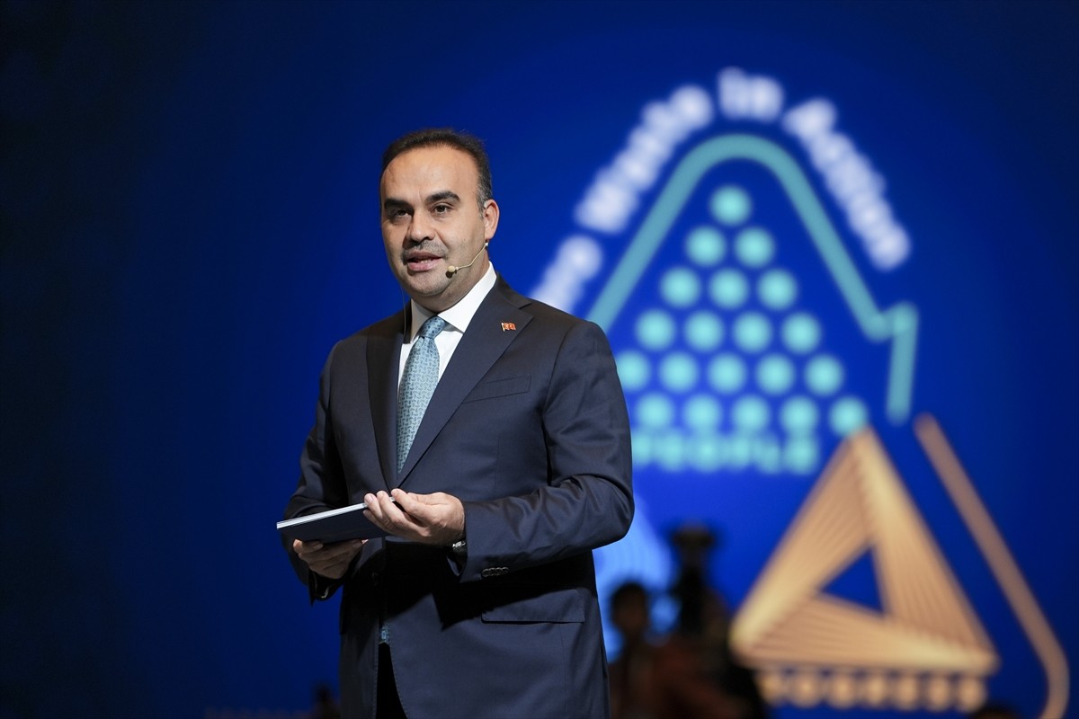 Sanayi ve Teknoloji Bakanı Mehmet Fatih Kacır, Sıfır Atık Vakfı tarafından Çevre, Şehircilik ve...