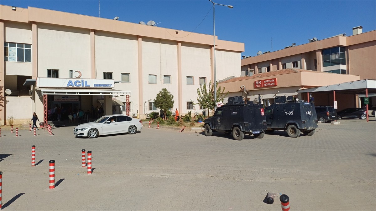 Şırnak'ın Silopi ilçesinde bıçaklı saldırı sonucu yaralanan hamile kadının bebeği hayatını...