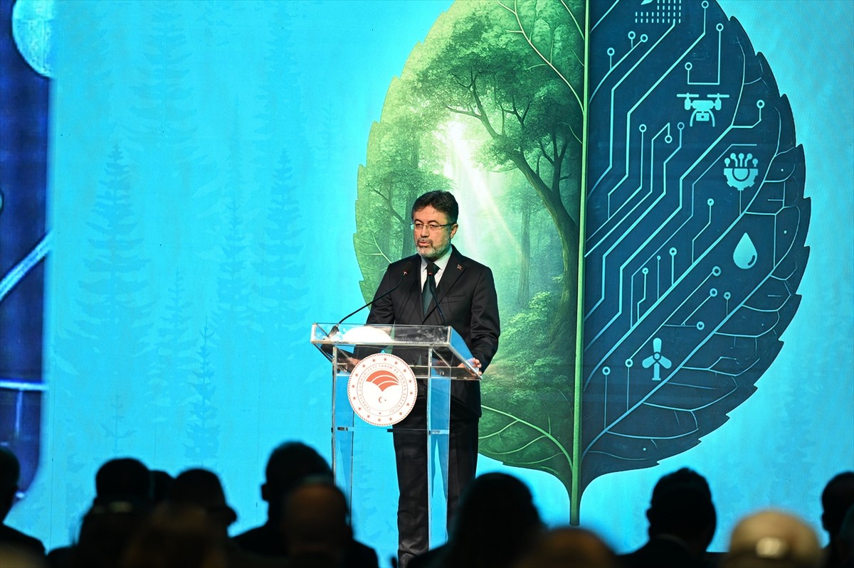 Tarım ve Orman Bakanı İbrahim Yumaklı, Anadolu Ajansının (AA) global iletişim ortağı olduğu...