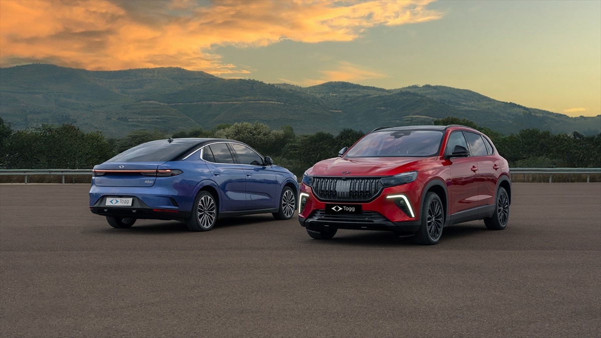 Togg, daha fazla performans sunan çift motorlu dört tekerlekten çekişli yeni 4More serisini...