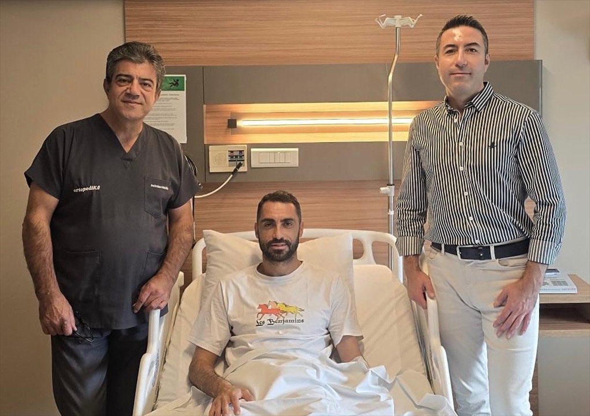 Trendyol 1. Lig ekiplerinden Özbelsan Sivasspor'da sağ dizinde menisküs yaralanması tespit edilen...